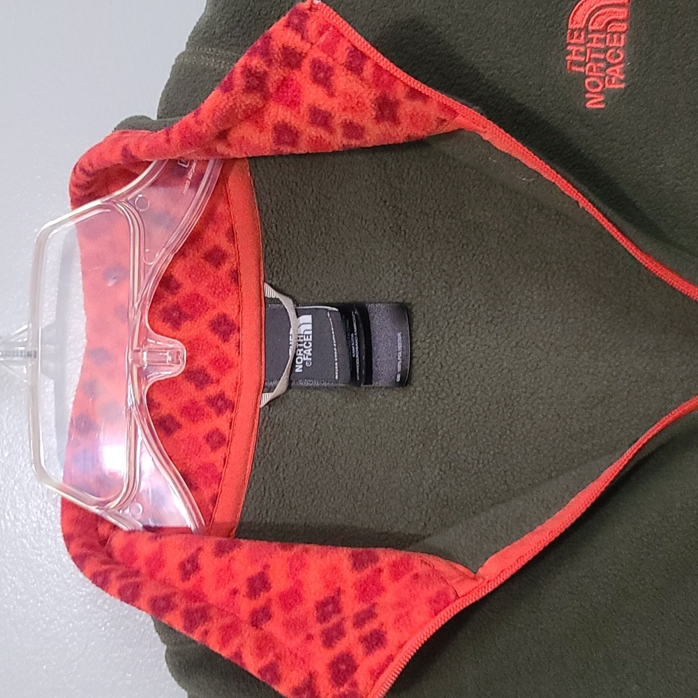 The North Face pullover - Picture 4 of 4